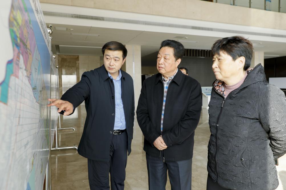 集团党建指导员季德荣一行赴灌东调研指导党建事情.jpg